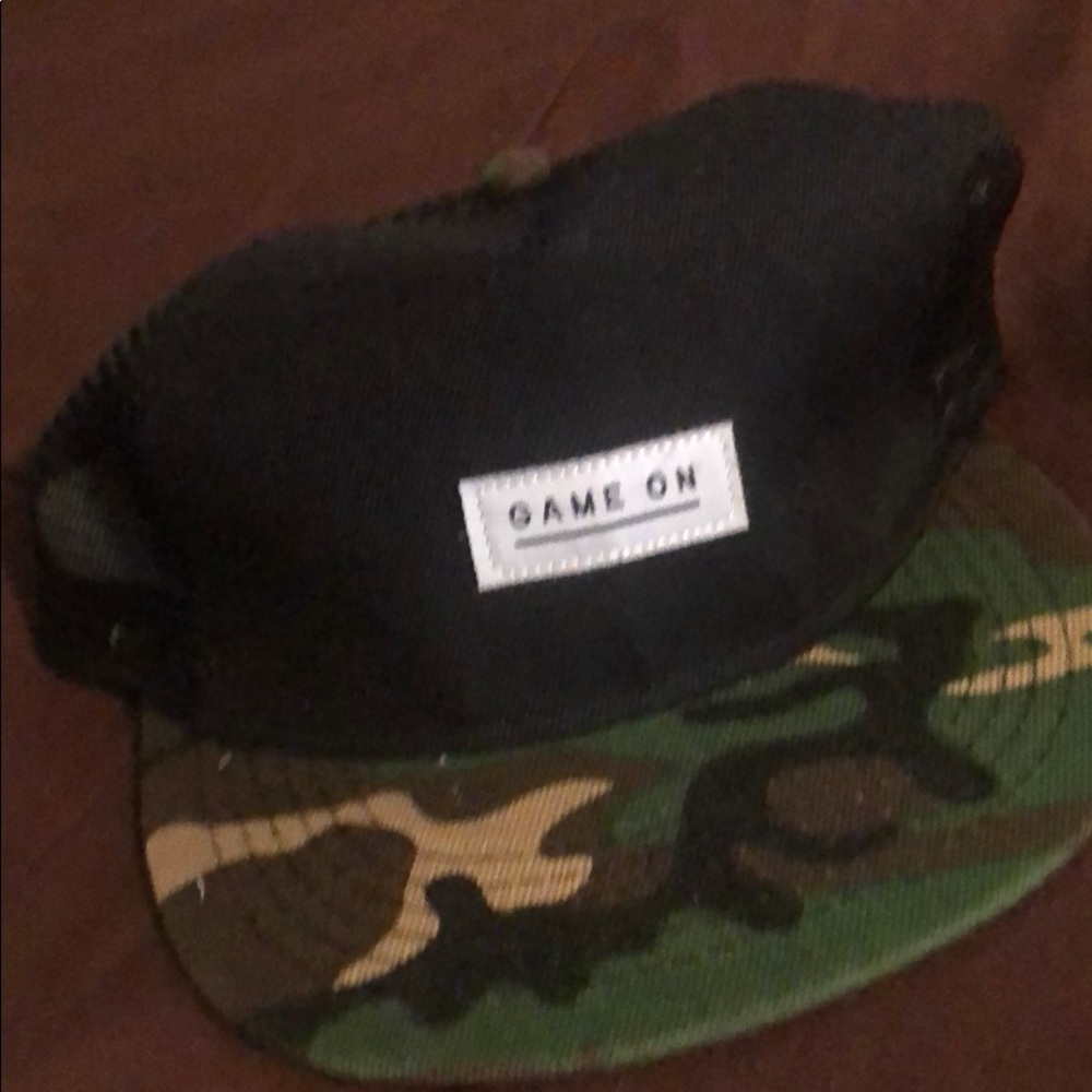 Snap back
